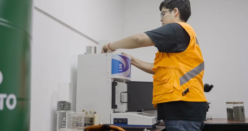 Control y análisis de materiales reciclados en Recupac